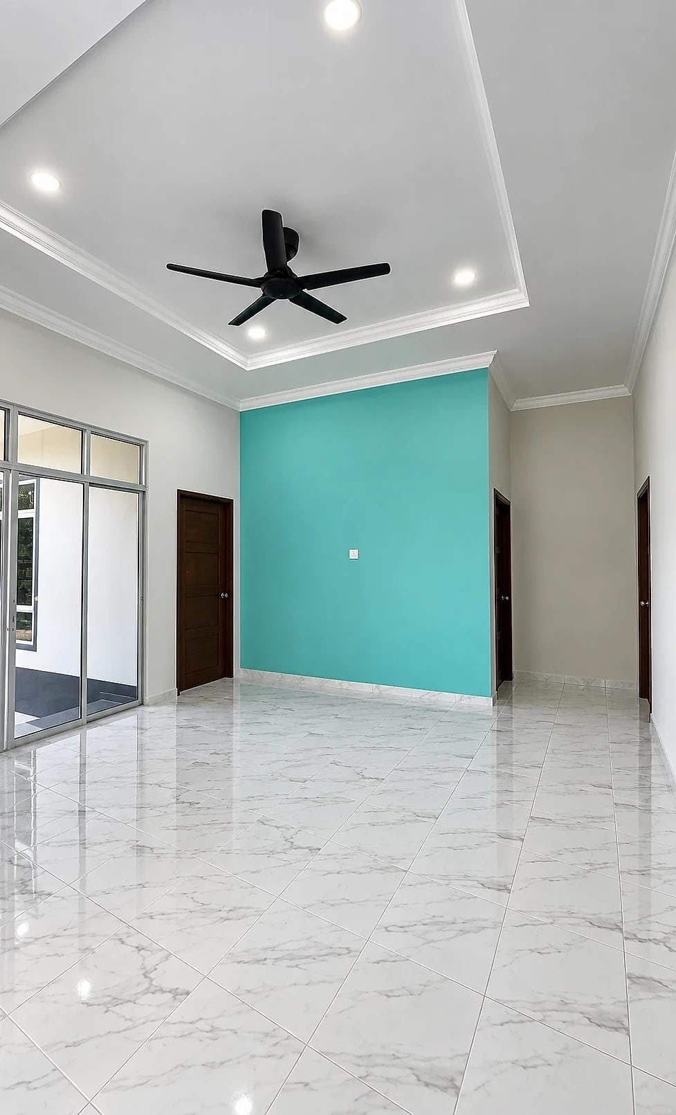 Living room with marble-look tiles and cornice ceiling